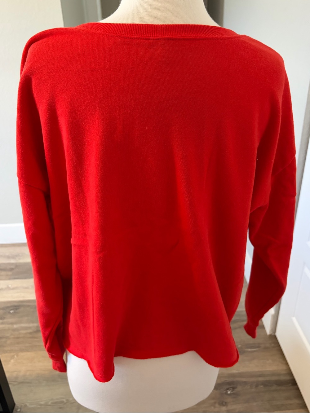 Torrid vneck sweatshirt - Picture 5 of 8